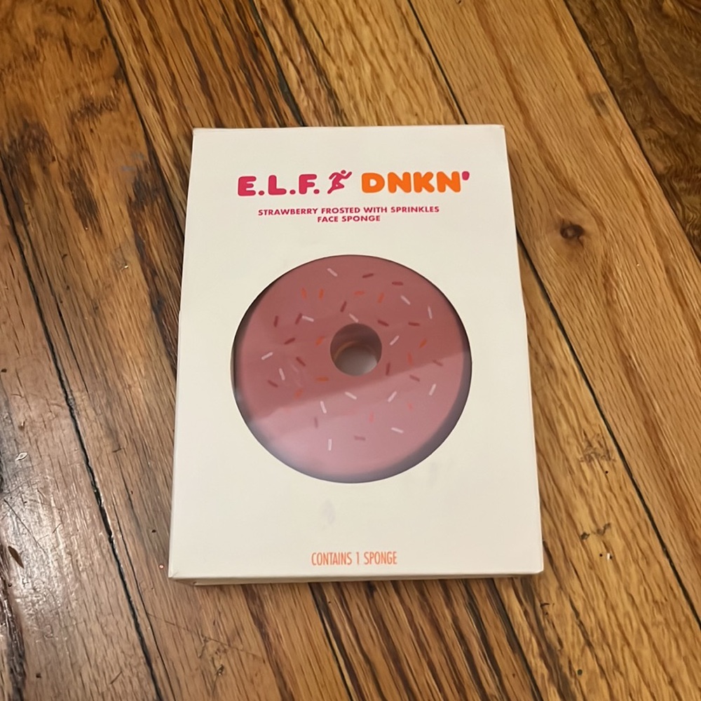 ELF COSMETICS MAKEUP LIMITED EDITION PINK FACE MAKEUP DONUT SPONGE NEW IN BOX